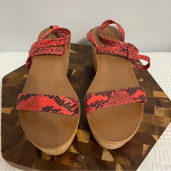 Zara Woman Strappy flatworm US 6 - Picture 1 of 8